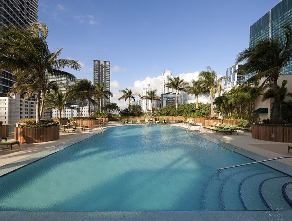 Global Luxury Suites At One Broadway Miami Exterior foto