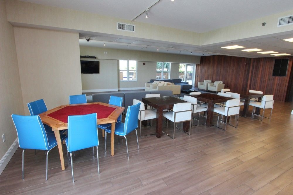 Global Luxury Suites At One Broadway Miami Exterior foto