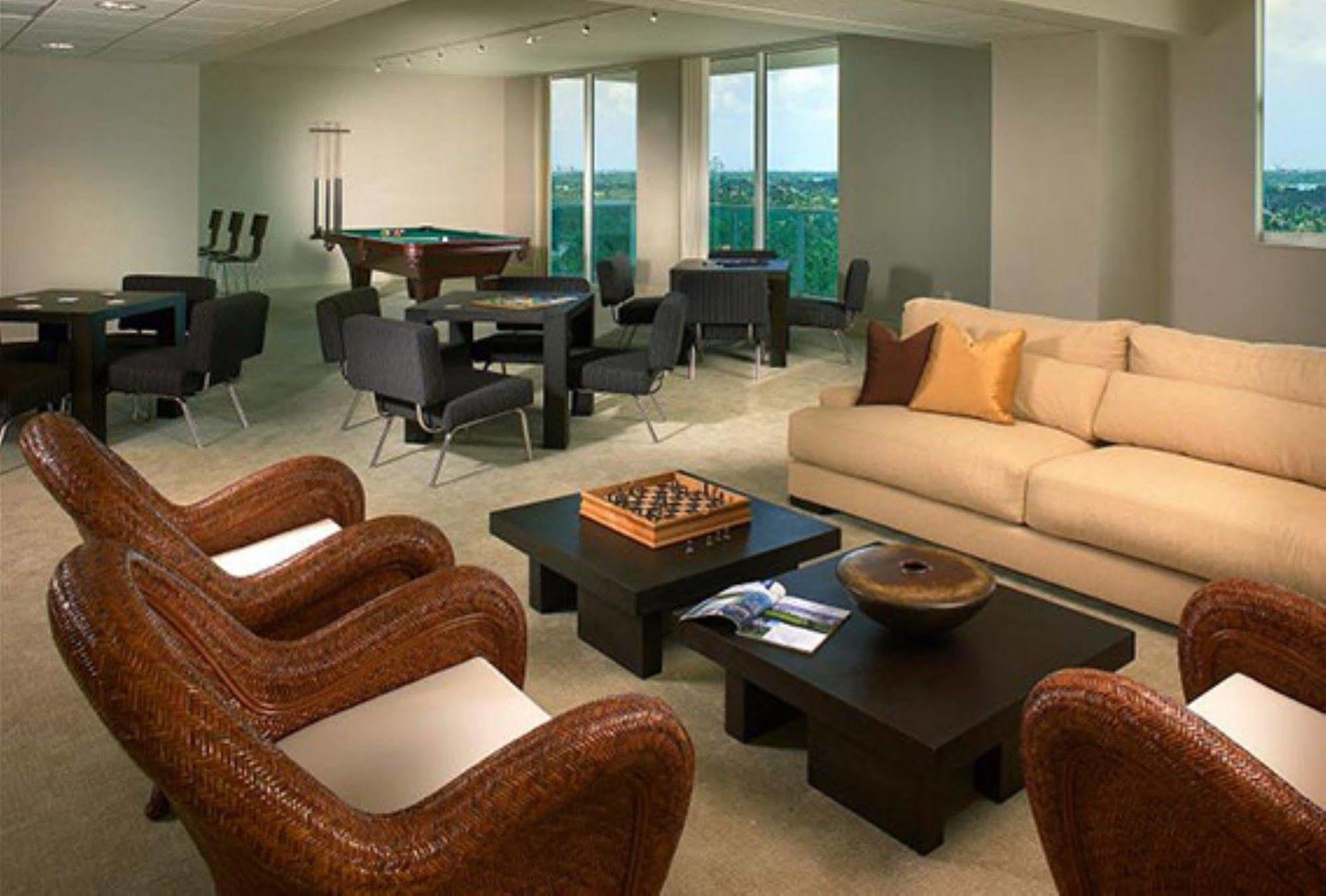 Global Luxury Suites At One Broadway Miami Exterior foto