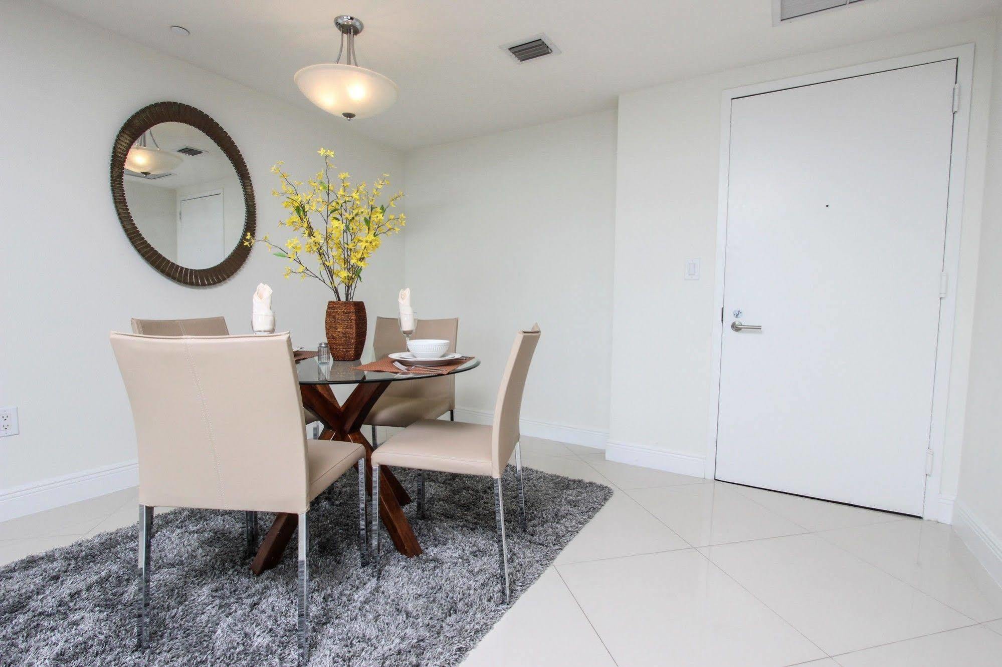 Global Luxury Suites At One Broadway Miami Exterior foto