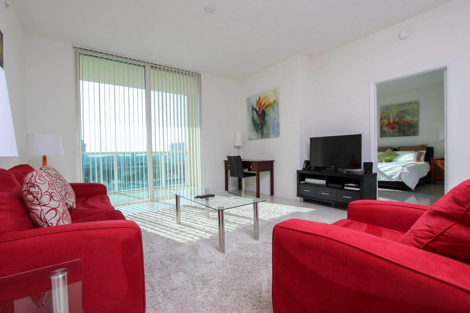 Global Luxury Suites At One Broadway Miami Exterior foto