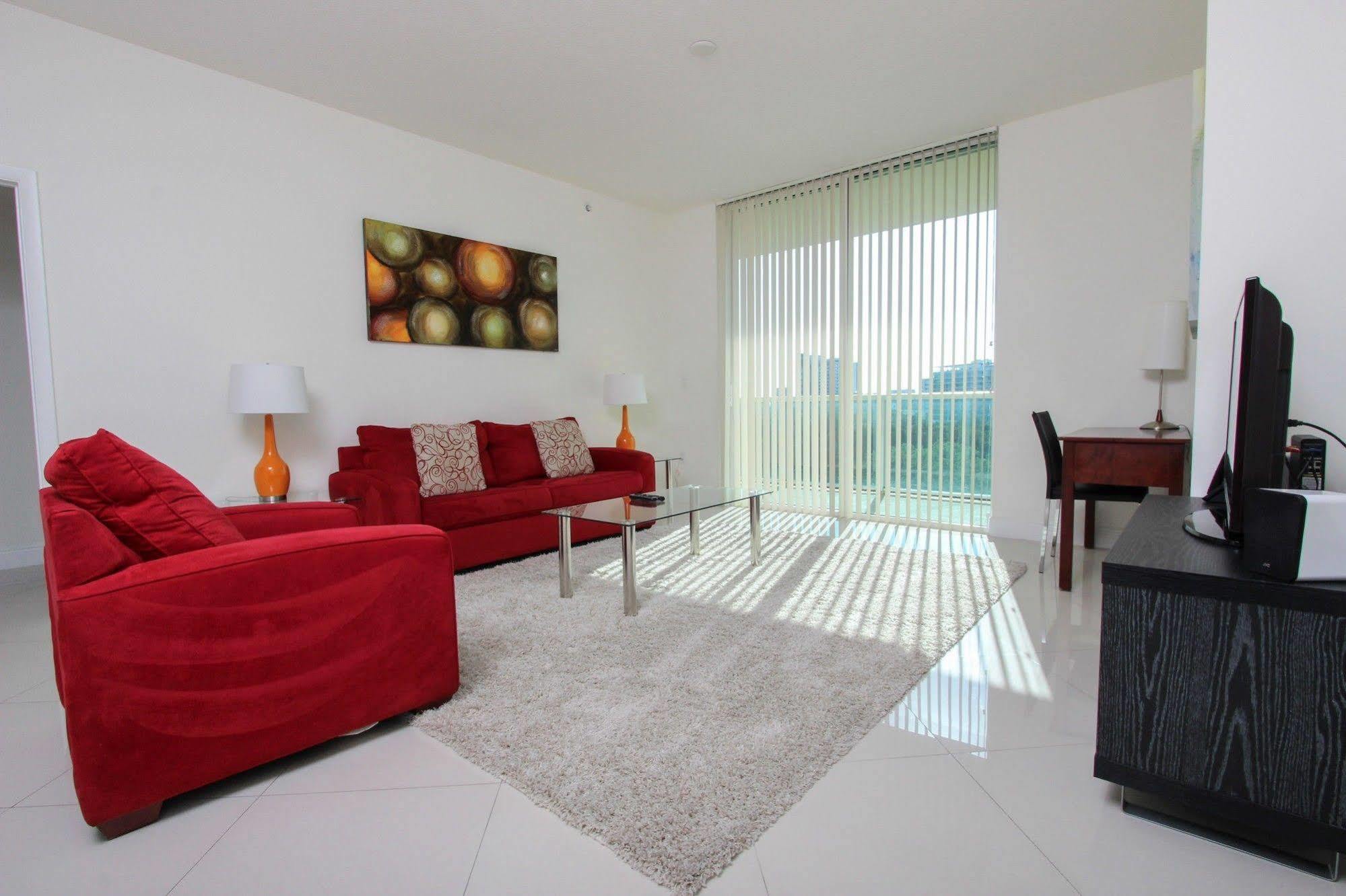 Global Luxury Suites At One Broadway Miami Exterior foto