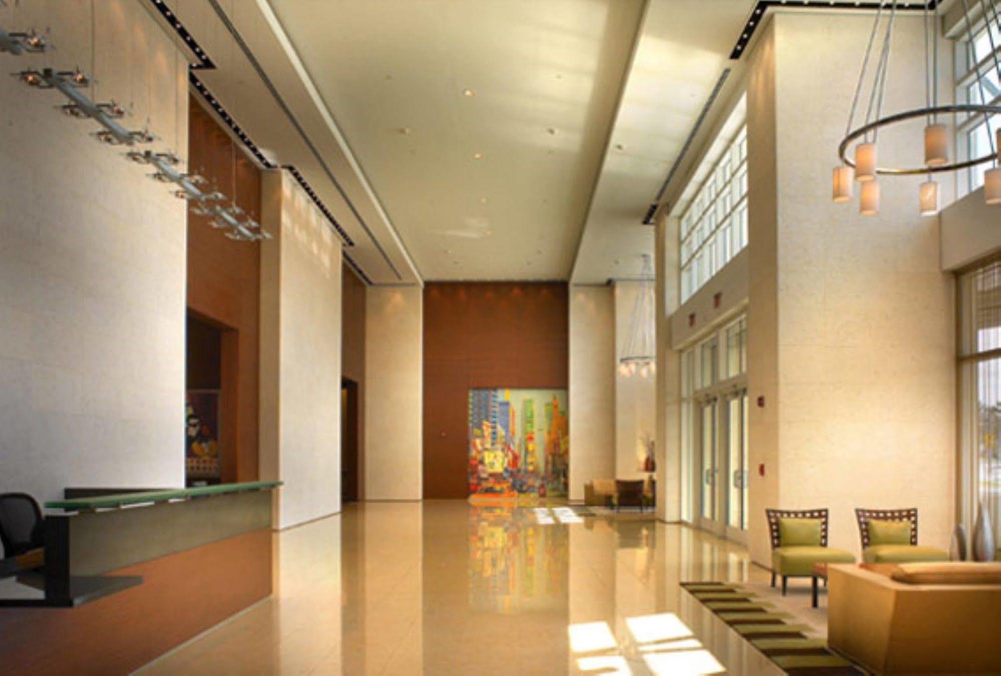 Global Luxury Suites At One Broadway Miami Exterior foto